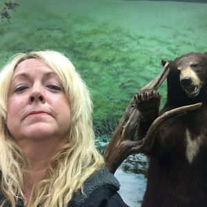 Meet your Posher, Cindy